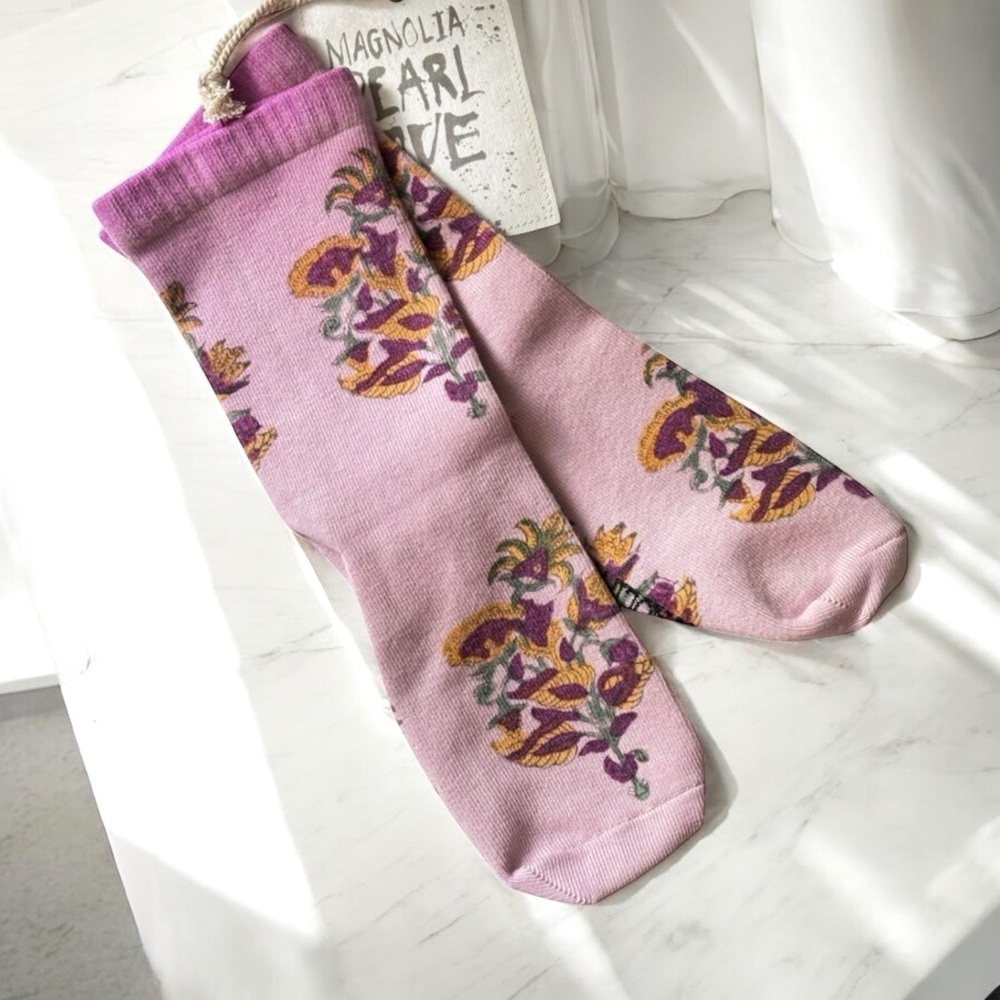 NWT Magnolia Pearl Rare Limited Tara Purple Boba Socks